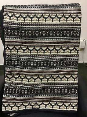 RARE Vintage Tundra Canada Large Knit Tribal Blanket